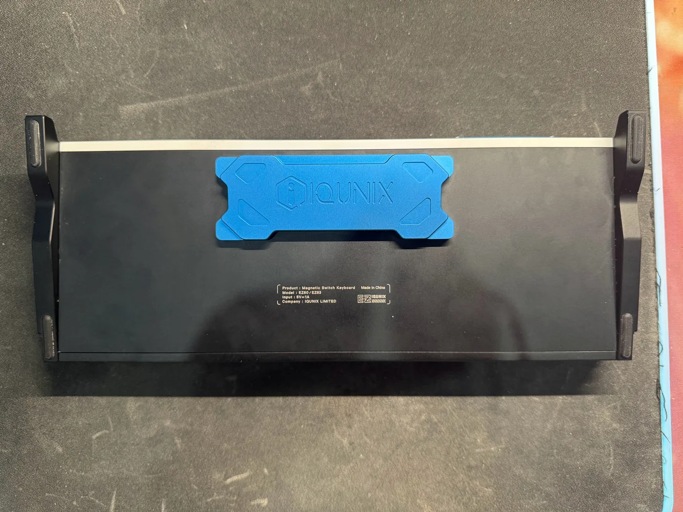 IQUNIX EZ60 — ảnh 2 trên 3